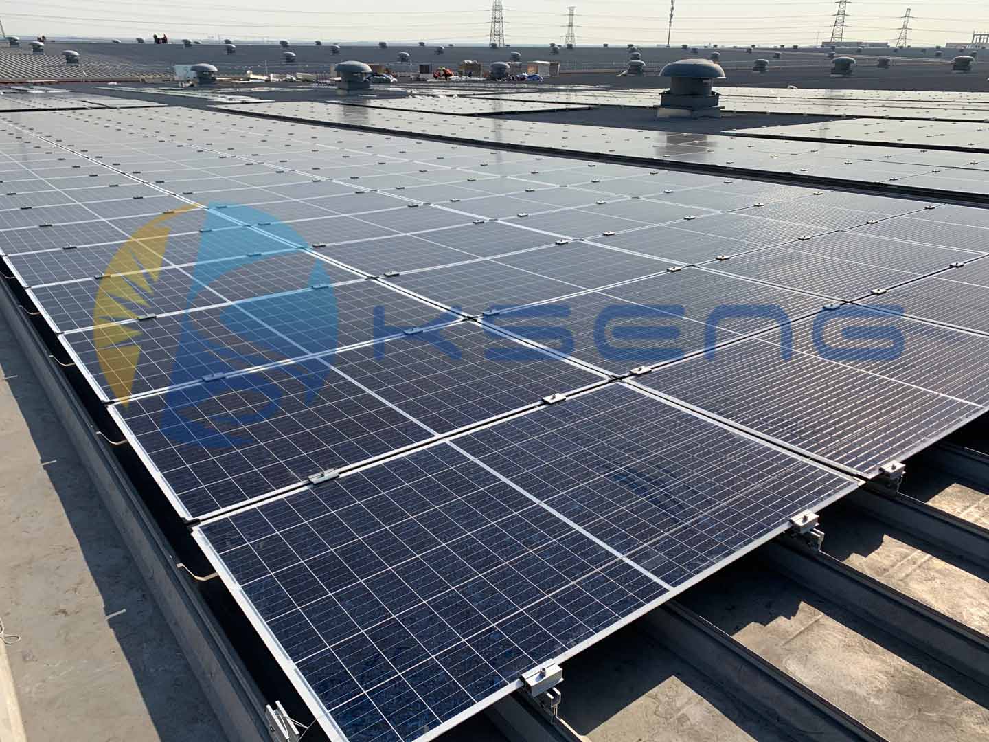 solar-roof-mounting2.jpg