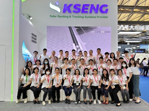 Kseng Solar avanza hacia un futuro neto cero con soluciones de estanterías solares de escenario completo en SNEC 2023