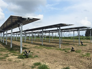 Transformando la energía solar: Instalación exitosa de un sistema de seguimiento solar de 1 MW en Italia: maximización de la eficiencia energética y el retorno de la inversión